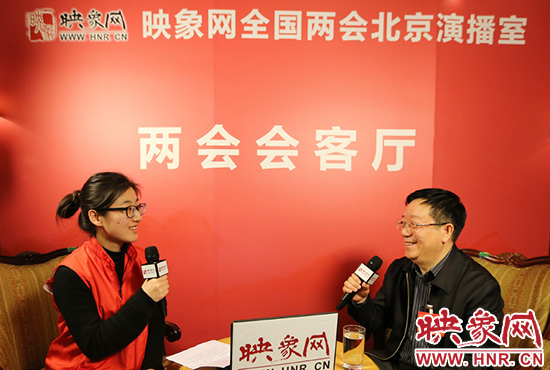 全國人大代表鄭永和做客映象網全國兩會北京直播室。