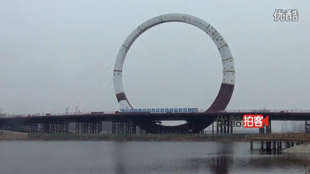 實拍鄭州建巨大圓環橋像外星建筑